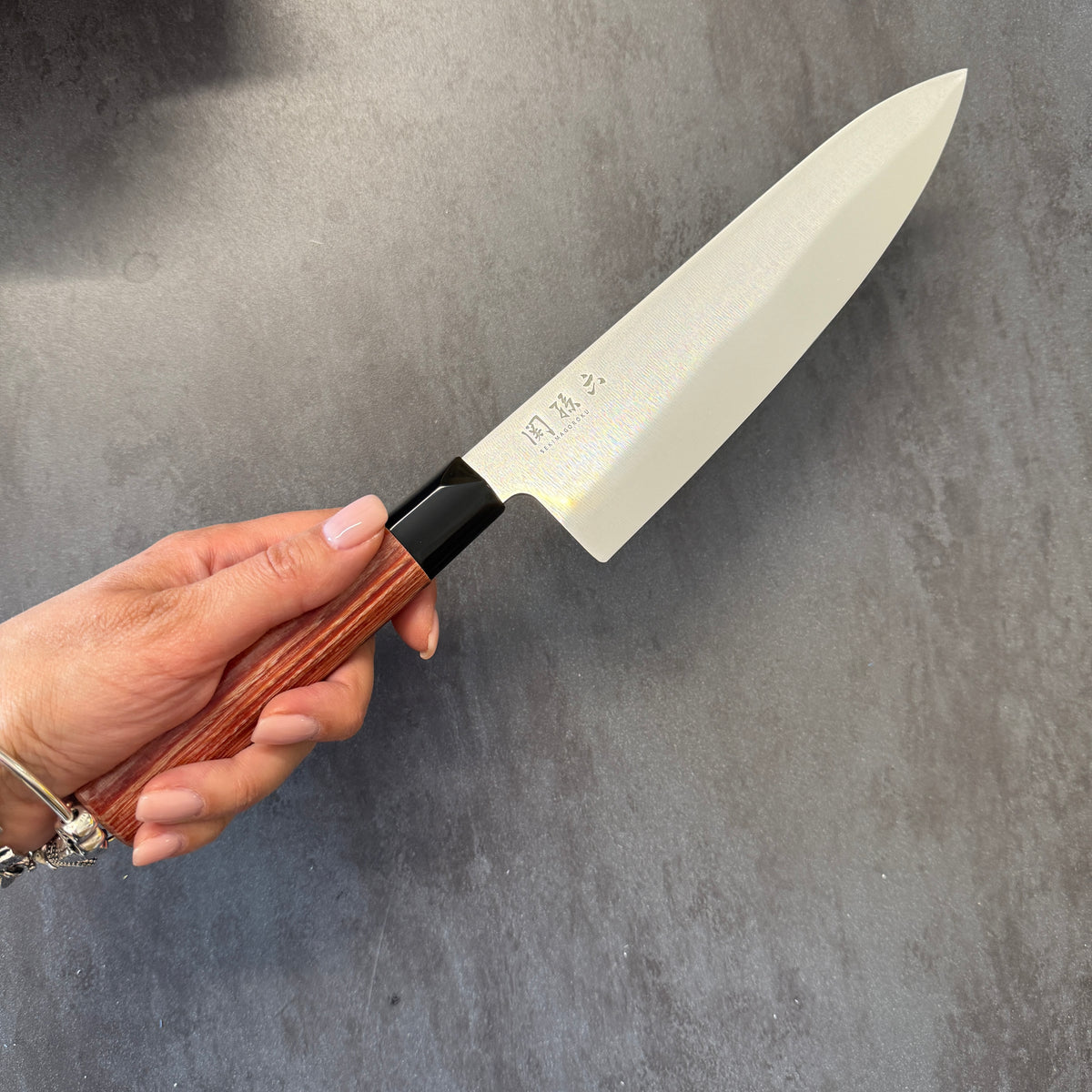 KAI - COLTELLO CUOCO 20cm - Linea Magoroku Redwood