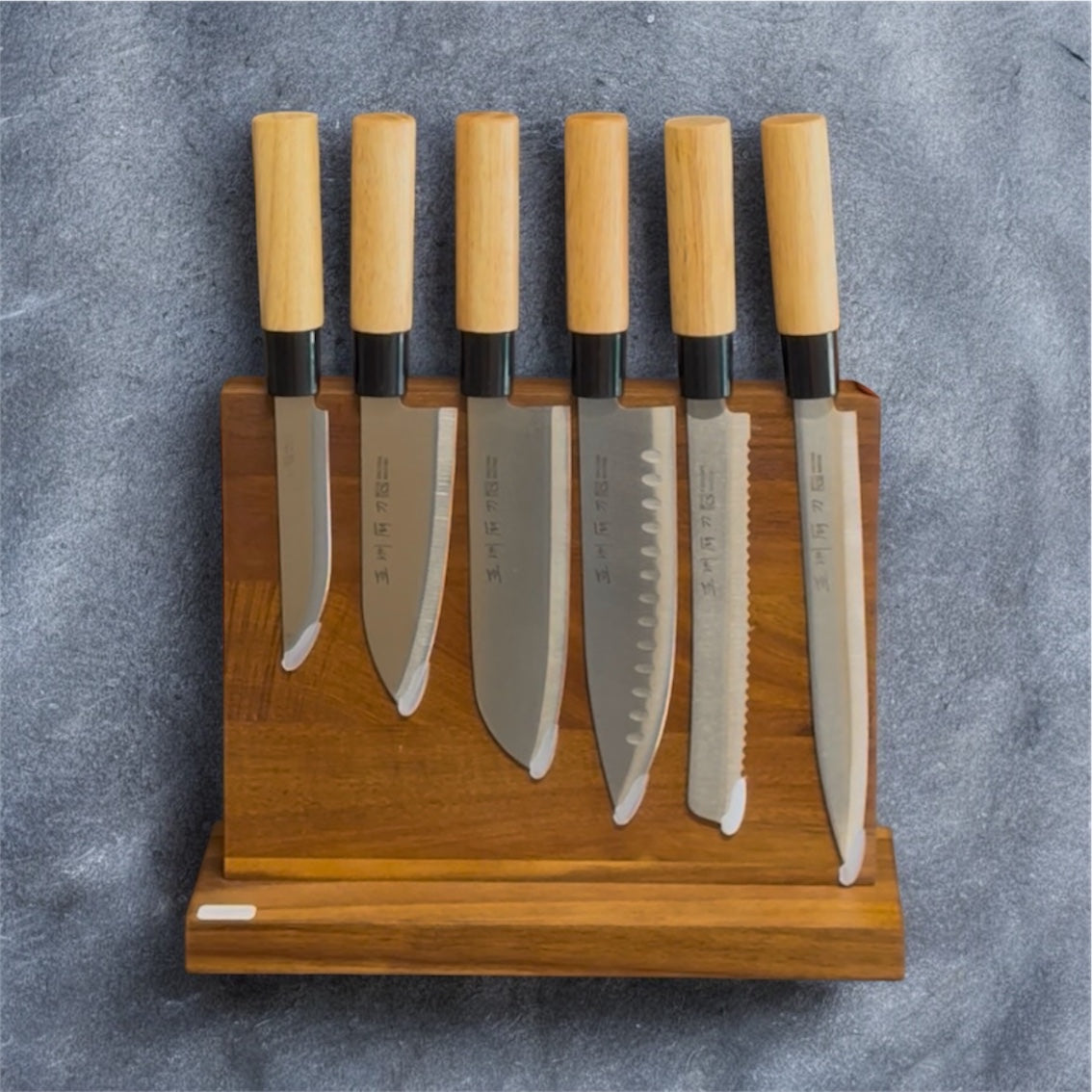 SET 6 COLTELLI CS + CEPPO IN LEGNO MASSELLO